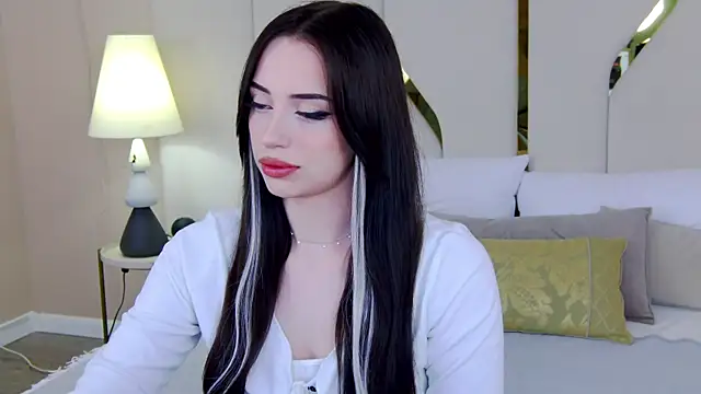 Snapshot of Betty_Bridge chatting on 05-26-26, 02:53 Betty Bridge online show from 05-26-26, 02:53