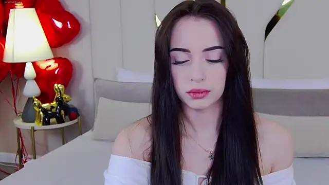 Snapshot of Betty_Bridge chatting on 02-09-26, 05:27 Betty Bridge online show from 02-09-26, 05:27