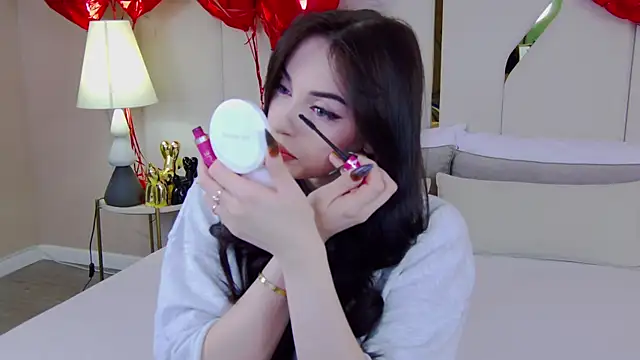 Snapshot of Betty_Bridge chatting on 02-22-26, 05:32 Betty Bridge online show from 02-22-26, 05:32