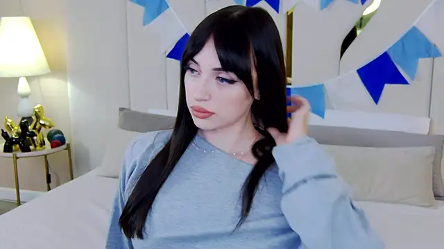 Betty Bridge online show from 09-24-25, 05:58