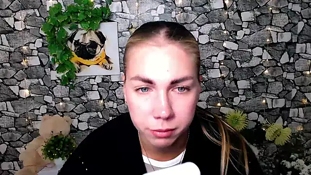 Sport Tall Doll online show from 10-07-25, 09:54