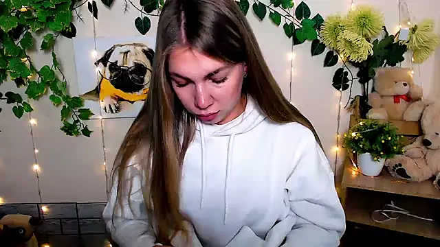 Sport Tall Doll online show from 11-15-25, 12:53