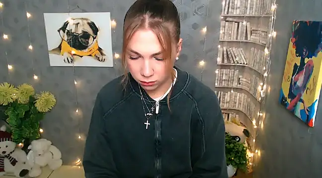 Sport Tall Doll online show from 01-08-25, 08:16