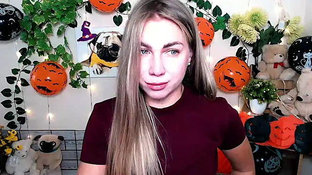 Sport Tall Doll online show from 10-31-25, 09:17