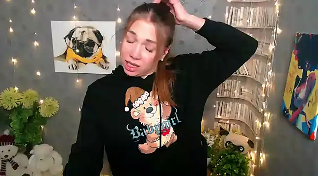 Sport Tall Doll online show from 12-28-24, 09:31