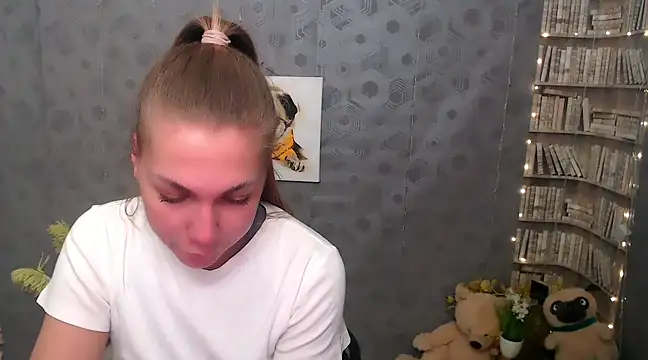 Sport Tall Doll online show from 03-21-25, 09:01