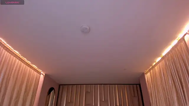 Snapshot of KendraClarkX chatting on 02-25-26, 02:45 KendraClarkX online show from 02-25-26, 02:45