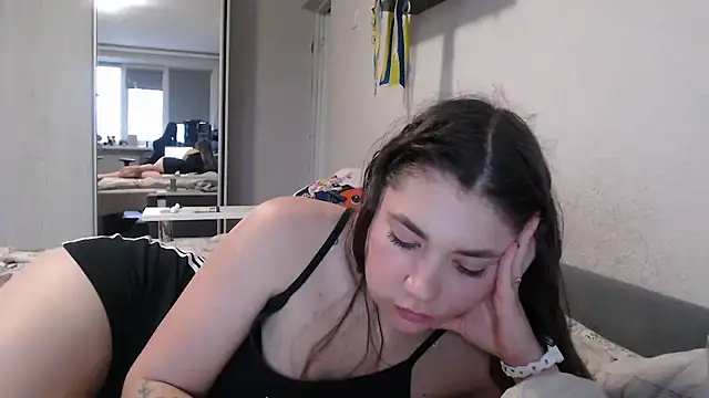 Snapshot of delightful_sofi chatting on 02-18-26, 01:40 delightful sofi online show from 02-18-26, 01:40