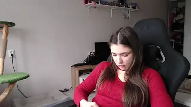 Snapshot of delightful_sofi chatting on 02-17-26, 02:03 delightful sofi online show from 02-17-26, 02:03