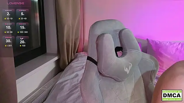 cute thomas online show from 10-13-25, 07:26