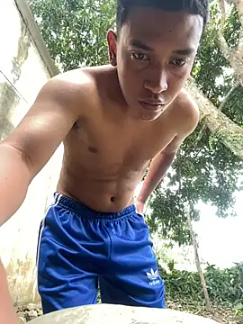 suarezz online show from 10-26-25, 04:40