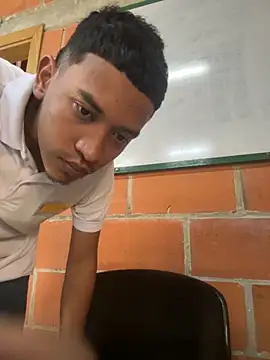 suarezz online show from 09-12-25, 02:55