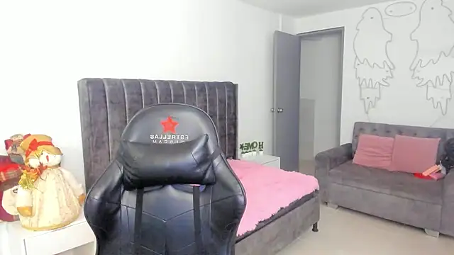 xiomara  cortes online show from 01-07-26, 12:21