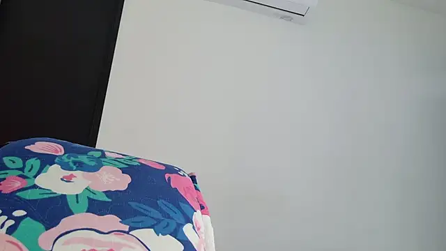 celeste sea online show from 04-28-26, 07:18