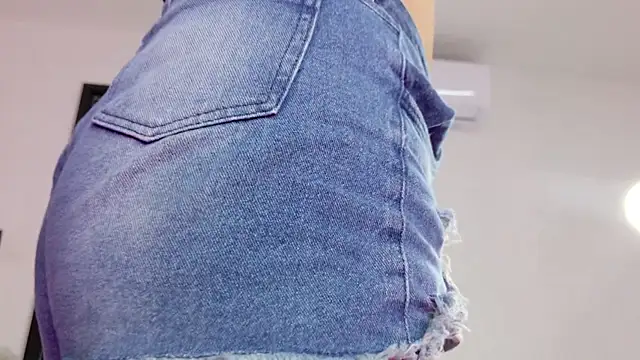 celeste sea online show from 05-30-26, 07:19