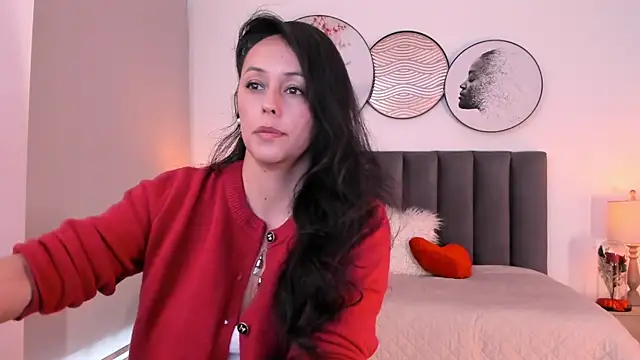 SaharaGarcia   online show from 01-08-26, 05:41