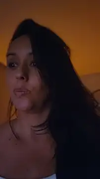 Snapshot of SaharaGarcia__ chatting on 06-25-26, 05:23 SaharaGarcia online show from 06-25-26, 05:23