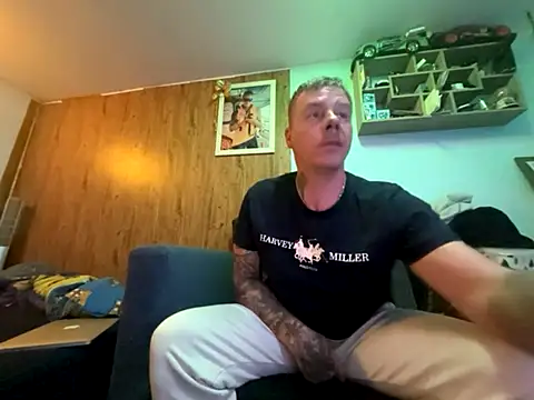 steveindahouse online show from 11-07-25, 04:28