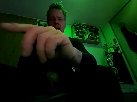 steveindahouse online show from 11-23-25, 04:11