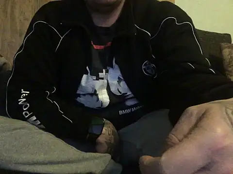 steveindahouse online show from 03-19-25, 04:57