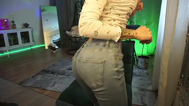 LaraPunkt online show from 01-07-26, 10:53