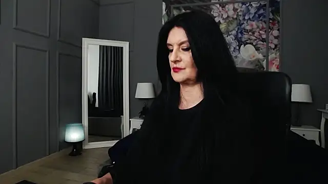 Snapshot of DomMelissaW chatting on 01-27-25, 12:54 DomMelissaW online show from 01-27-25, 12:54