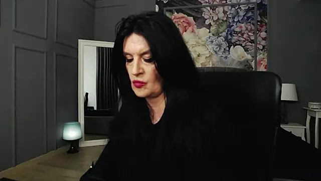 Snapshot of DomMelissaW chatting on 01-09-25, 09:05 DomMelissaW online show from 01-09-25, 09:05