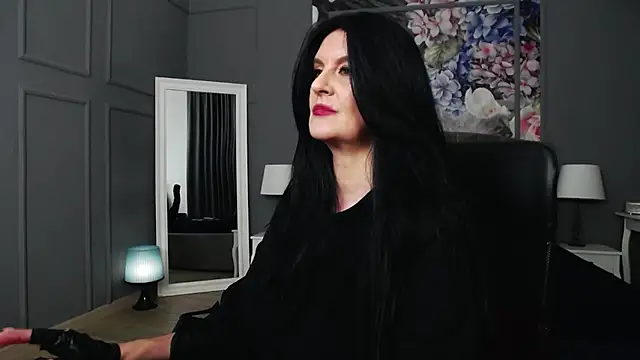 Snapshot of DomMelissaW chatting on 01-04-25, 10:13 DomMelissaW online show from 01-04-25, 10:13