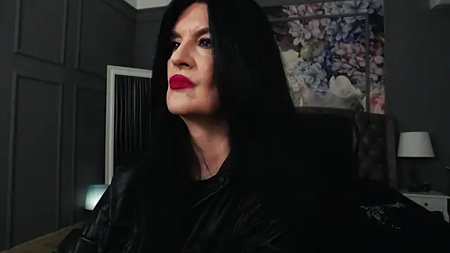Snapshot of DomMelissaW chatting on 10-20-25, 07:47 DomMelissaW online show from 10-20-25, 07:47