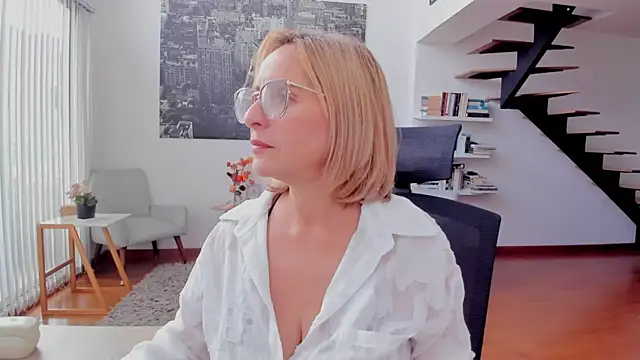 Snapshot of jane_turner chatting on 10-07-25, 01:23 jane turner online show from 10-07-25, 01:23