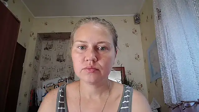 Snapshot of dream_alexa chatting on 07-10-26, 04:01 dream alexa online show from 07-10-26, 04:01