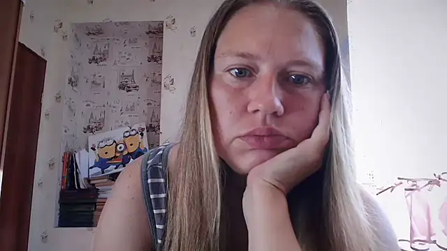 Snapshot of dream_alexa chatting on 06-14-26, 04:35 dream alexa online show from 06-14-26, 04:35