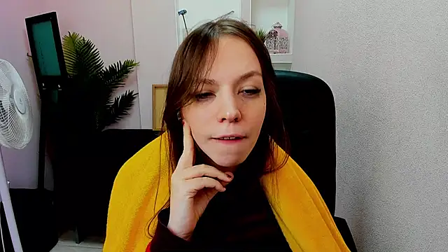 Snapshot of Persephoni chatting on 02-10-25, 09:47 Persephoni online show from 02-10-25, 09:47