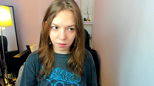 Snapshot of Persephoni chatting on 05-24-26, 10:26 Persephoni online show from 05-24-26, 10:26
