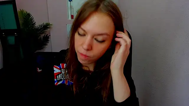 Persephoni online show from 11-03-25, 12:27