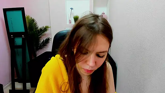 Snapshot of Persephoni chatting on 03-15-25, 03:16 Persephoni online show from 03-15-25, 03:16