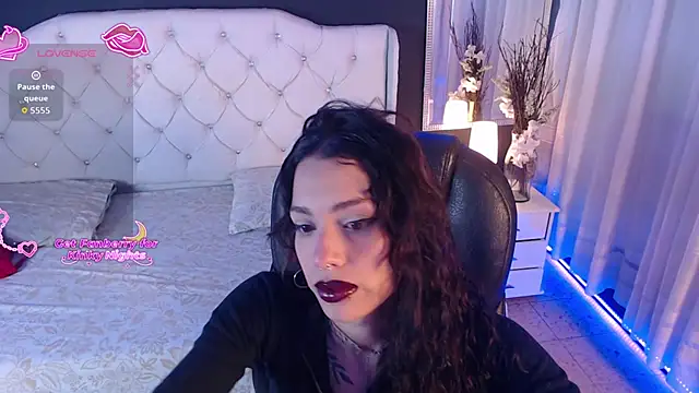 LiaVillalobos online show from 11-27-25, 02:06