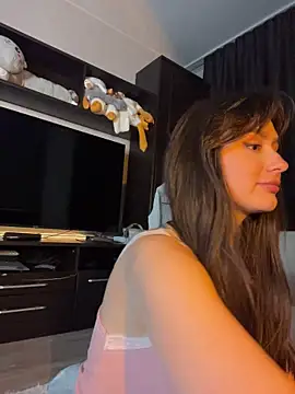 Snapshot of itssophiie chatting on 04-28-26, 06:56 itssophiie online show from 04-28-26, 06:56