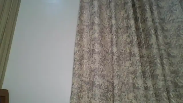Snapshot of sweet_sassy_ chatting on 10-01-25, 04:17 sweet sassy online show from 10-01-25, 04:17