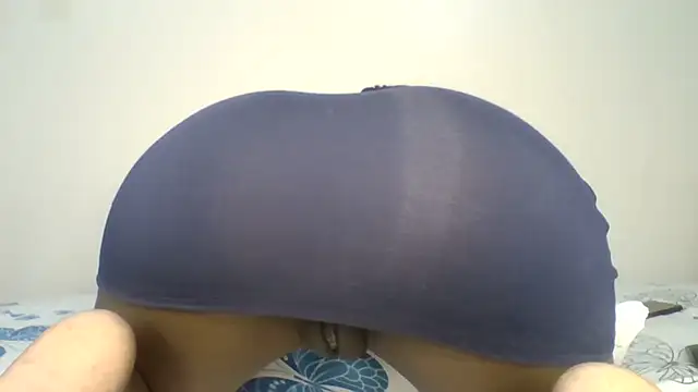 Snapshot of sweet_sassy_ chatting on 06-10-26, 03:52 sweet sassy online show from 06-10-26, 03:52