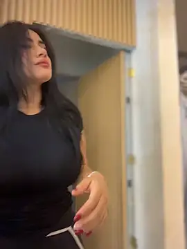 clarachanelricek online show from 11-14-25, 07:17