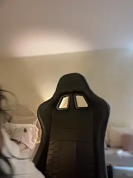 clarachanelricek online show from 03-11-25, 10:20