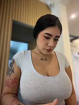 clarachanelricek online show from 11-12-25, 07:51