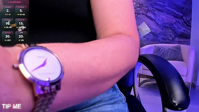 SophieBarnett online show from 04-13-26, 12:58