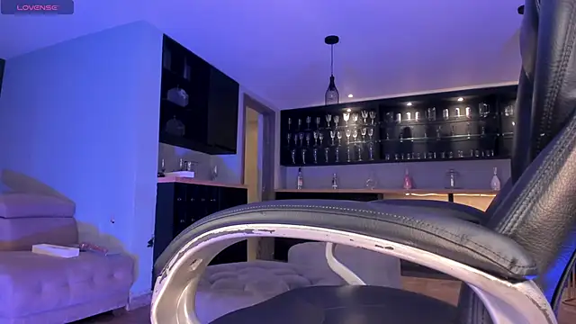 SophieBarnett online show from 11-07-25, 12:48