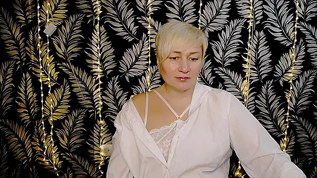 Snapshot of Olivia_playful chatting on 02-06-25, 12:15 Olivia playful online show from 02-06-25, 12:15
