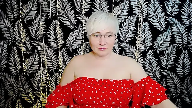 Snapshot of Olivia_playful chatting on 05-24-26, 10:26 Olivia playful online show from 05-24-26, 10:26