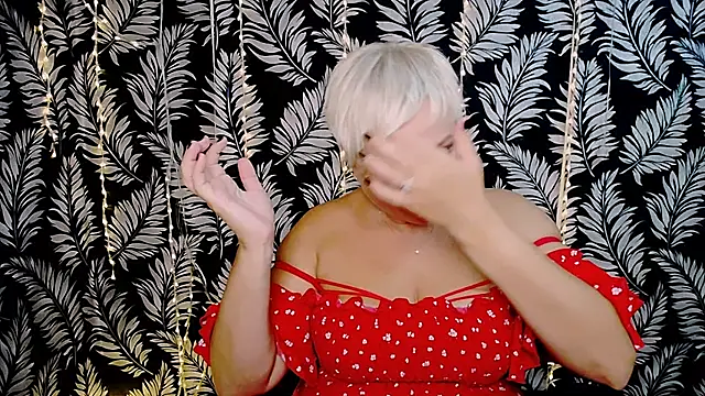 Snapshot of Olivia_playful chatting on 10-12-25, 11:22 Olivia playful online show from 10-12-25, 11:22
