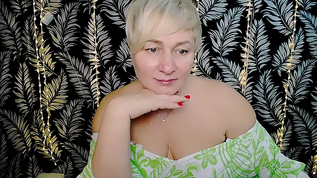Snapshot of Olivia_playful chatting on 02-03-25, 03:06 Olivia playful online show from 02-03-25, 03:06