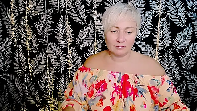 Snapshot of Olivia_playful chatting on 10-17-25, 11:34 Olivia playful online show from 10-17-25, 11:34